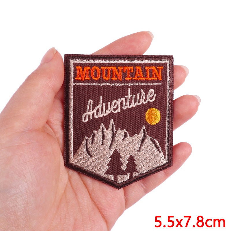 Mountain Camping Adventure Geb - Velcro Sew On recensie en prijs