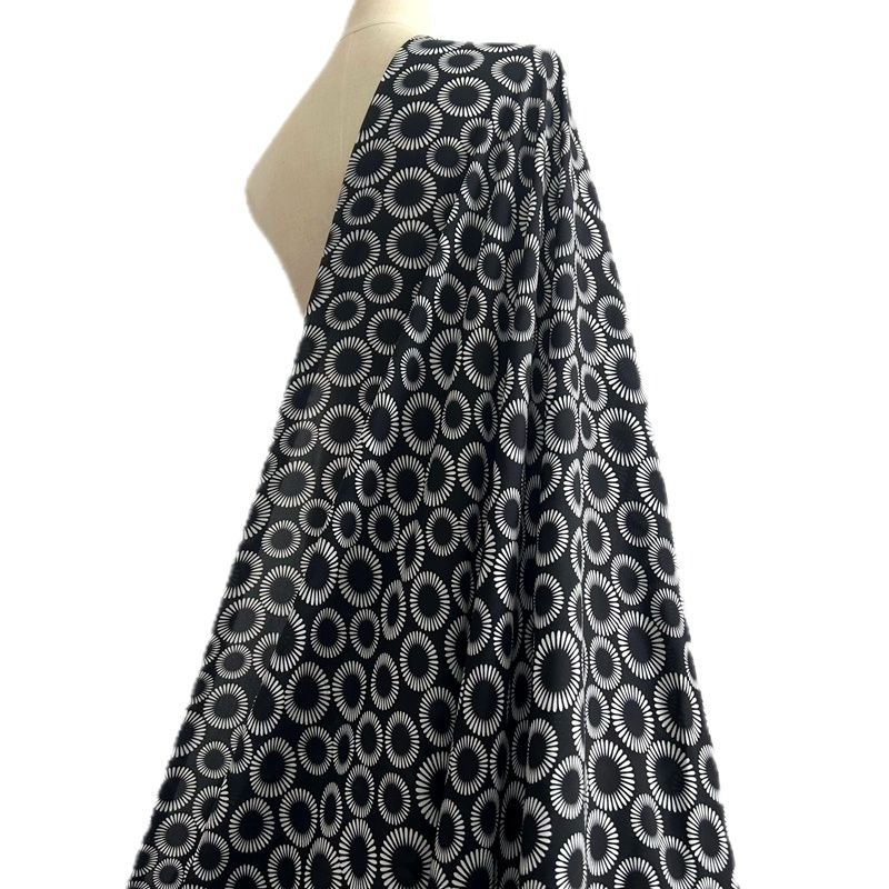 L100cm X B150cm Zwarte Gordijn - Is Sewing Textile Art recensie en prijs