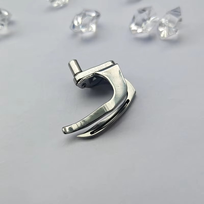 Y68217 Looper voor vier naalde - Sewing Production recensie en prijs